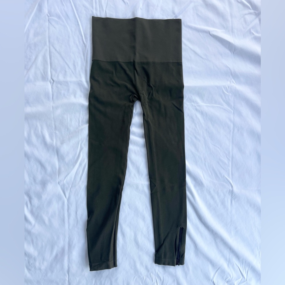 SPANX Dark Olive Green Seamless Side Ankle Zip Zipper Leggings Extra Large XL/TG